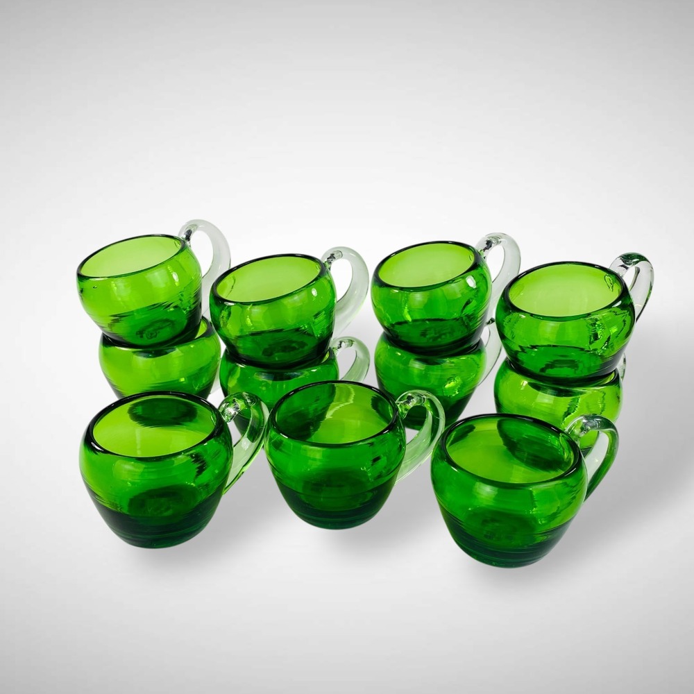 Scandinavian Emerald Punch Cups Set 11 Hand Blown MCM Pontil - Picture 10 of 10